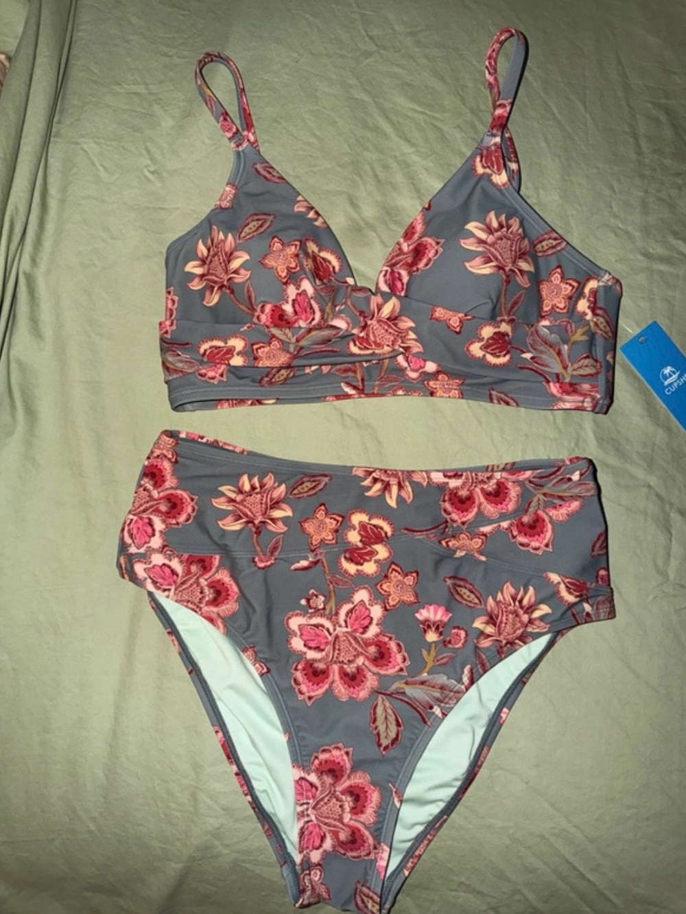 Cupshe Green Bikini Set with Pink Floral Print
